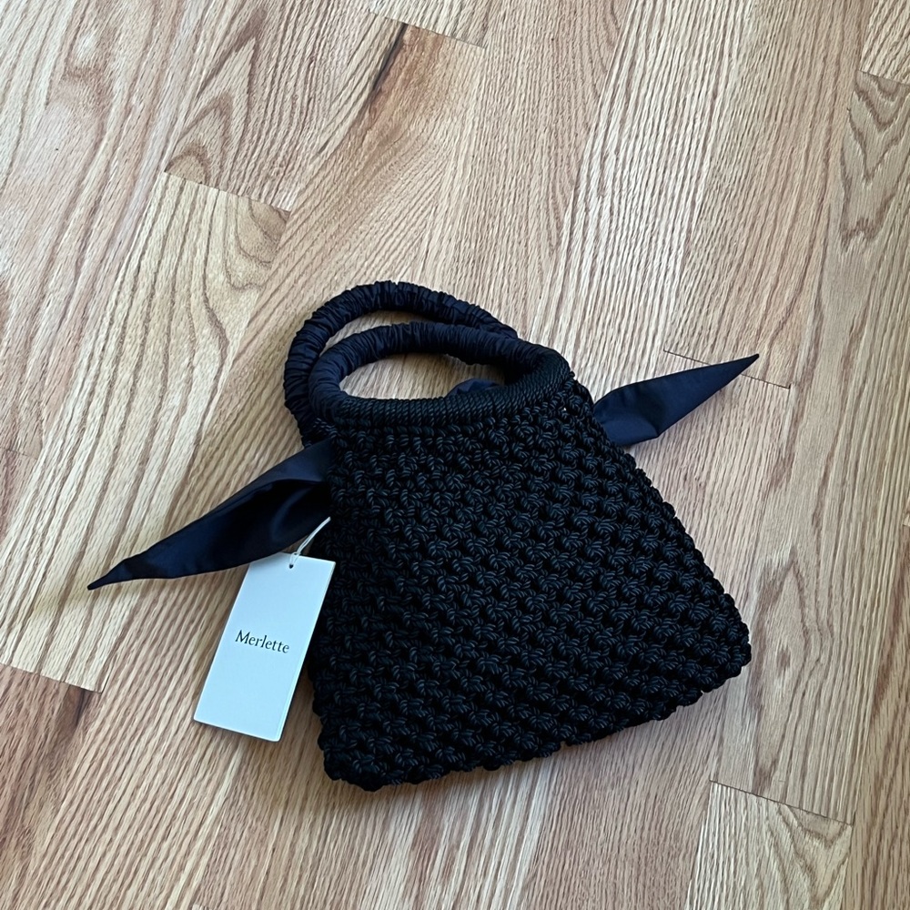 Merlette handbag in black